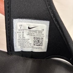 スニーカー NIKE　24.0cmの画像