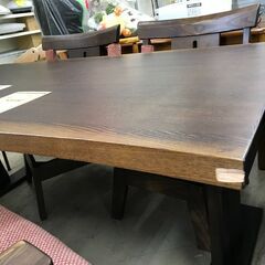 【ジャングルジャングル石津店】ニトリ　ダイニングセット　ヤマト4　ダイニング　回転椅子　古民家　チェア　北欧　おしゃれ　天然木　新生活　クリーニング済み　堺市　石津の画像