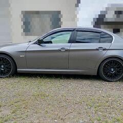 BMW E90 325iのタイヤホイールセットの画像