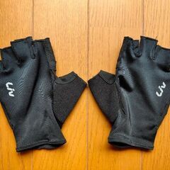 Liv 自転車用グローブ　ほぼ新品！