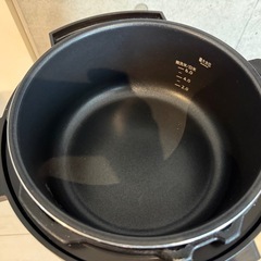 【引取限定】アイリスオーヤマ 電気圧力鍋 4.0L ブラック（KPC-MA4-B）の画像