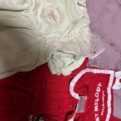 70～80サイズの半袖ロンパースなどの画像