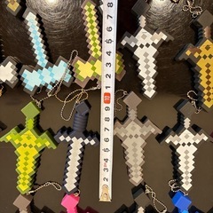 ぷかぷか勇者の斧&剣アソートセット25個入り　ボールすくい　宝石つかみ　すくい人形の画像