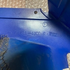 スズキ　GSXR1000サイドカバーの画像