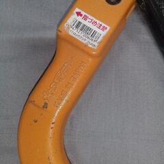 鉄板などを吊る道具です。ふの画像