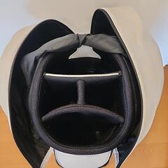 XXIO　キャディーバッグ　ホワイトの画像