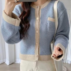 カーディガン・キャミソール・制服風スカート