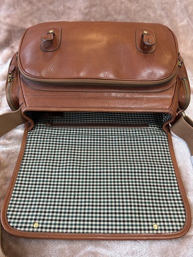 希少GHURKAグルカNo.93Safariレザーショルダーバッグ本革バック牛革 希少GHURKAグルカNo.93Safariレザーショルダーバッグ本革バック牛革