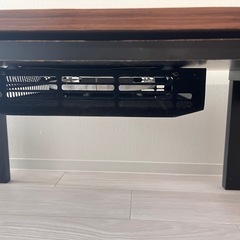 木製ローテーブルの画像