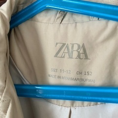 kids  ZARA トレンチコート　140の画像