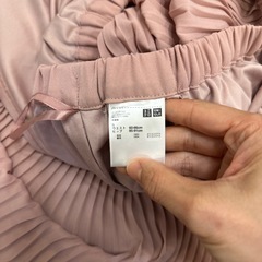 UNIQLOプリーツスカートの画像