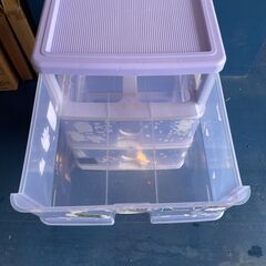 【引取日時限定】　無料　差し上げます　3段チェスト（おもちゃ入れ）の画像