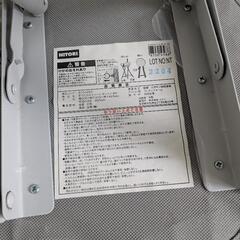 ニトリ 折りたたみテーブル 白の画像