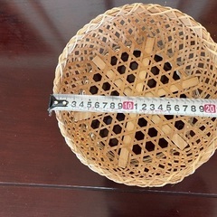 天然竹 透かし編みかご（多用途バスケット）の画像