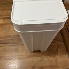 ライクイット(like-it) 45リットル ゴミ箱　の画像