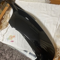 ホンダ　フォルツァ２５０ 黒色　左　リアサイドカウル シートカウル