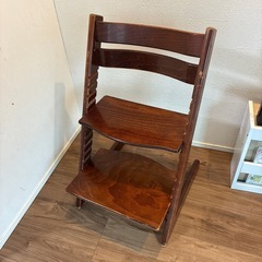 ストッケ　Stokke トリップトラップ