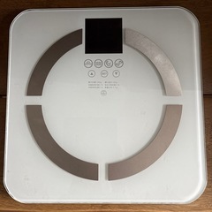 ジャンク品　体組成ヘルスメーター　