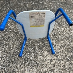 子供用椅子の画像