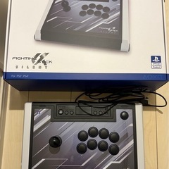 ホリ ファイティングスティック サイレント（PS5用）