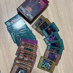 遊戯王カード　一部欠品あり　3,000円