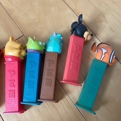 ディズニーペッツディスペンサー 8本セットの画像