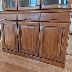 昭和レトロな大型の食器棚(木製) (mym) 杉並町の収納家具《食器