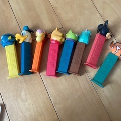 ディズニーペッツディスペンサー 8本セットの画像