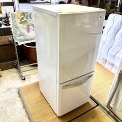 【美品】✨ 2015年製 Haier冷凍冷蔵庫138L