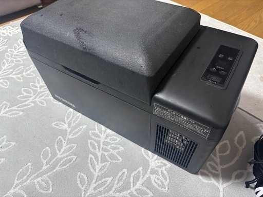 【持ち運べる冷蔵庫】 アイリスオーヤマ 車載冷蔵庫 ポータブル冷蔵庫 クーラーボックス 20L ブラック 急速冷凍 -20~20℃ IPD-2A-B