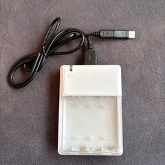 電池交換式充電器の画像