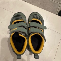 アシックス　サンダル　17センチ