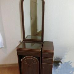ドレッサー1式 (袖机付立ち鏡、机、椅子)