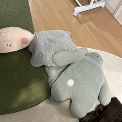 座椅子　クッション　等の画像