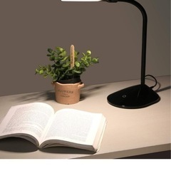 【本日お渡し限定】LEDデスクライト（アイリスオーヤマ製）美品