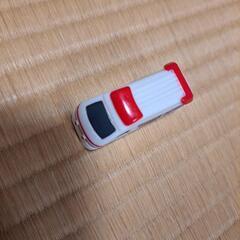 トミカ　救急車の画像
