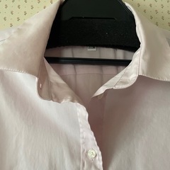 UNIQLO ピンクシャツ　レディースＭの画像