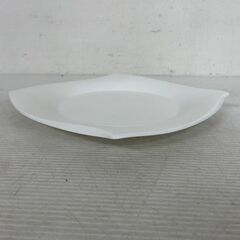【NARUMI】ナルミ ボーンチャイナ スクエアプレート 3枚セット 食器3点 まとめ売り 高級食器 ホワイト 乳白色 プレート 店舗什器 Y1328の画像