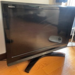 引取り限定、東区。東芝32型液晶テレビ 