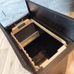 KEYUCA　ダストボックス　27L　蓋付き　ペダル　ケユカの画像