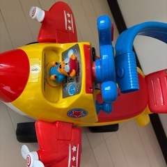 乗用玩具 飛行機の画像