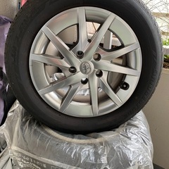 ブリヂストンLUFT RV2 中古 4本　タイヤ・ホイール　