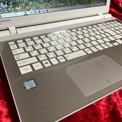 美品TOSHIBA dynabook AZ55モニター付きの画像