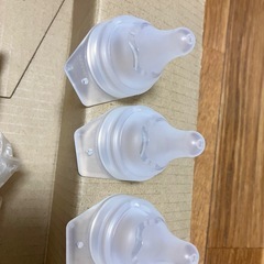 実感哺乳瓶3個セット乳首3個の画像