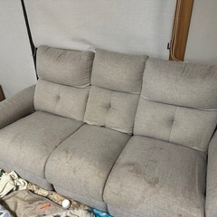 ニトリ　電動リクライニングソファー　3人掛けの画像