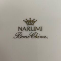 【NARUMI】ナルミ ボーンチャイナ スクエアプレート 2枚セット 食器2点 まとめ売り 高級食器 複数在庫あり 乳白色 プレート 店舗什器 Y1329の画像