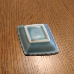 菱形陶器小皿5個セットの画像