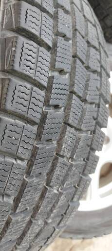 最終値下げ‼️　 ② 超バリ溝❗ 国産メーカー　ダンロップ製 ❗　175/65R15 アルミ付き　タイヤ !!　夏 サマー タイヤ 冬