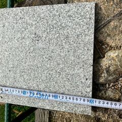 11:★値下げしました★平石　御影石　敷石　30＊30＊1(cm)　500枚の画像