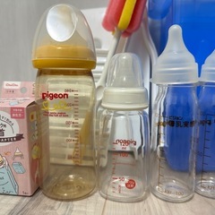 哺乳瓶、ミルトン容器セットの画像